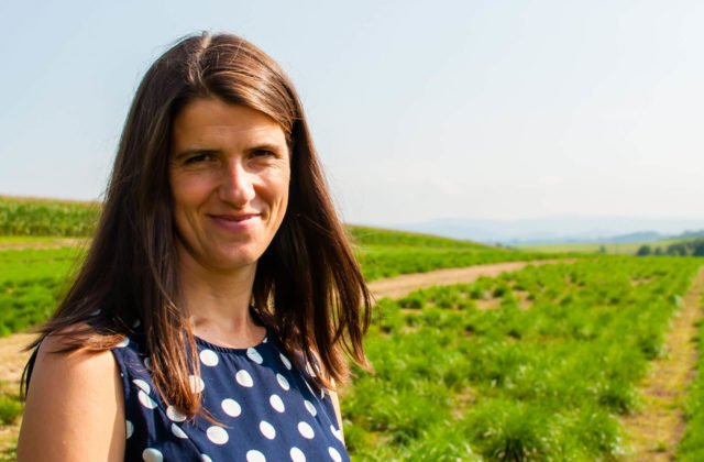 Portraitfoto von Gabriele Thurner