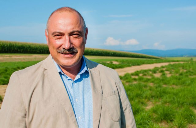 Portraitfoto von Dr. Thomas Eckhardt